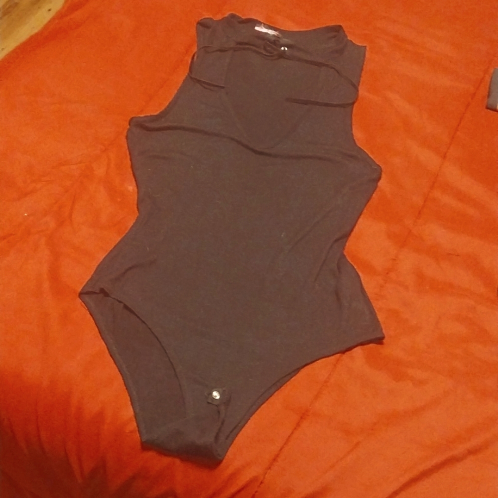 Sexy Choker deep vneck bodysuit